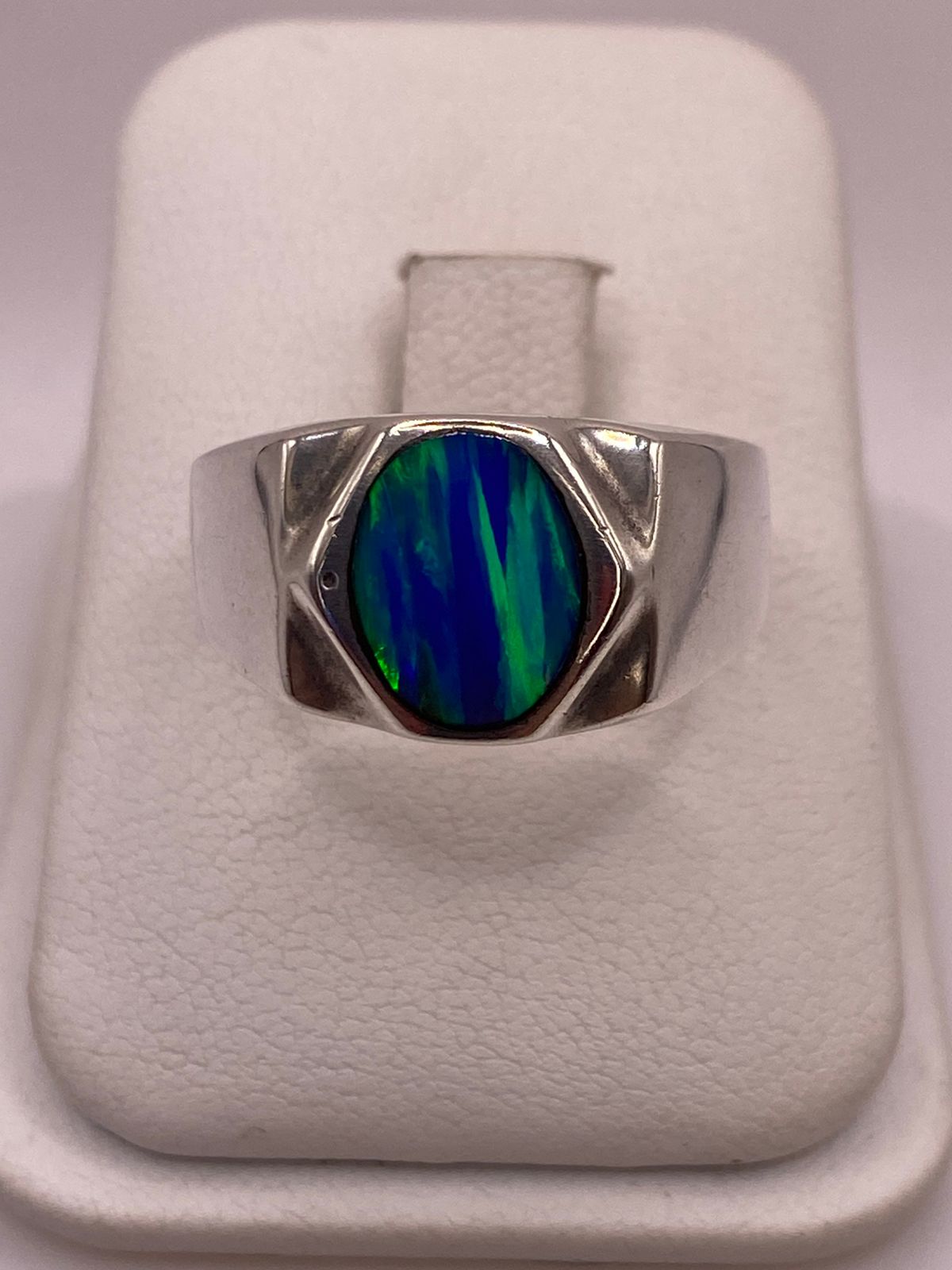Anillo de Plata Ley 925 con Ópalo de Fuego