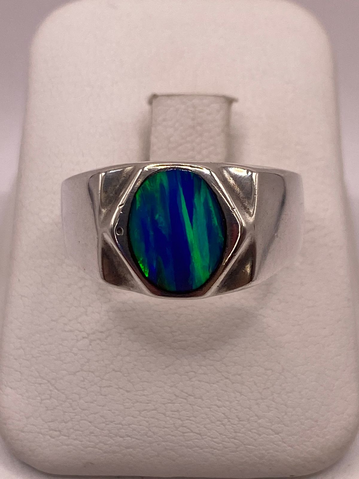 Anillo de Plata Ley 925 con Ópalo de Fuego