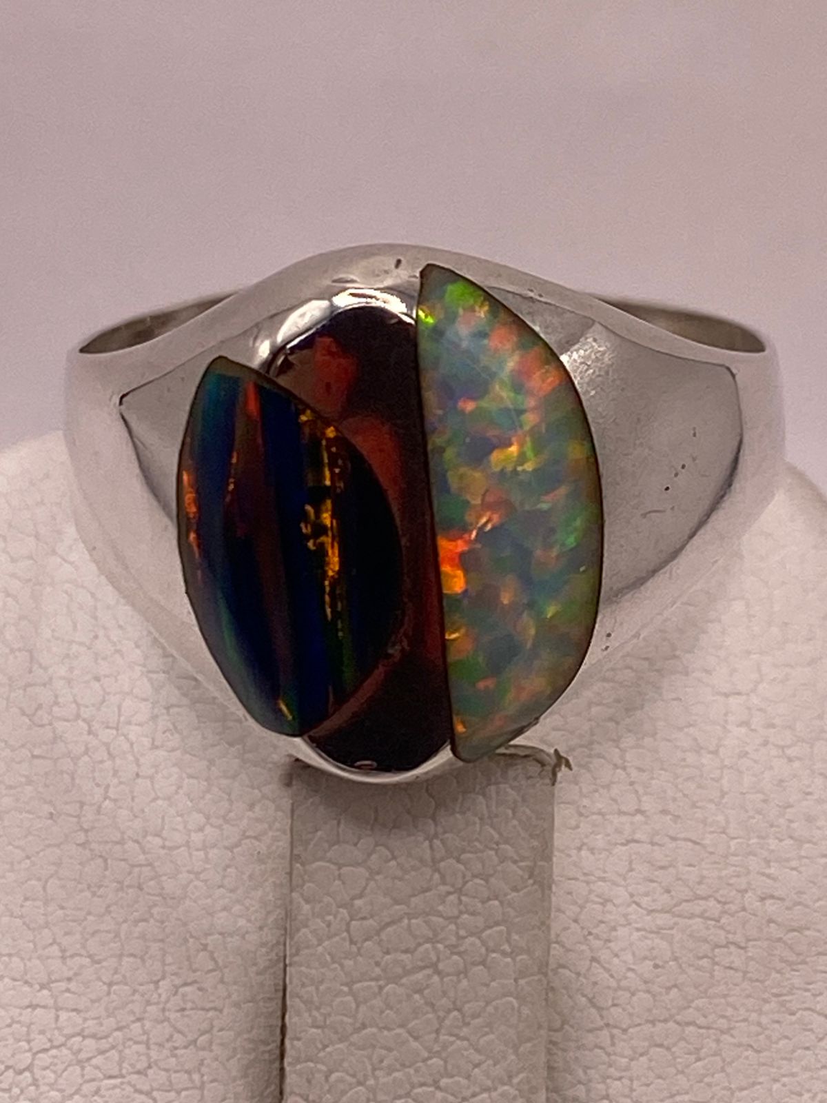 Anillo de Plata Ley 925 con Ópalo de Fuego
