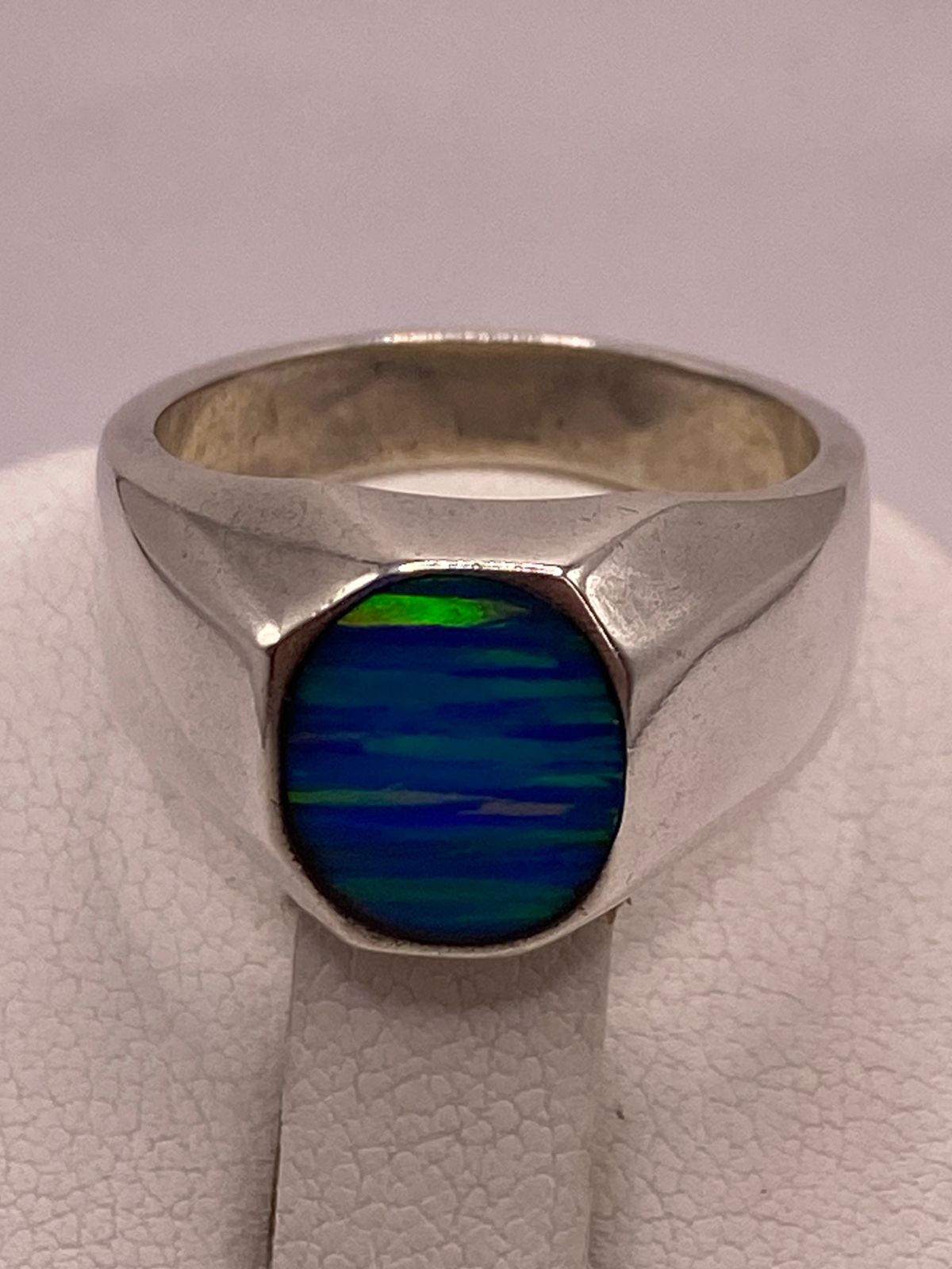Anillo de Plata Ley 925 con Ópalo de Fuego Azul