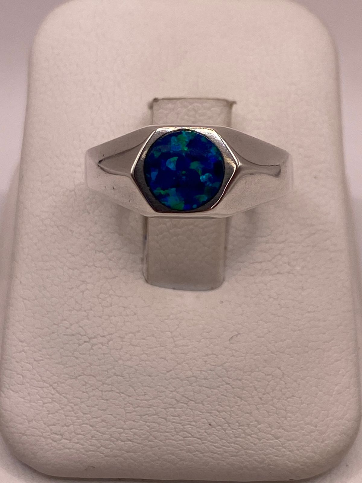 ANILLO DE PLATA LEY 925 CON ÓPALO DE FUEGO AZUL