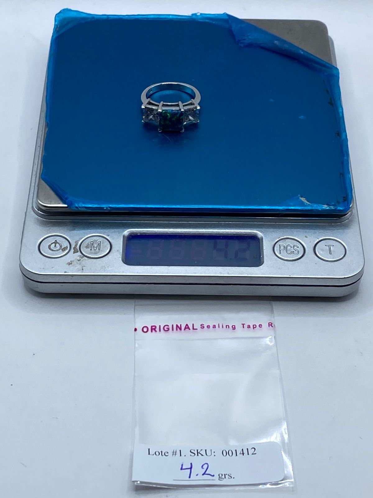 Anillo de Plata Ley 925 con Ópalo de Fuego y Zirconia