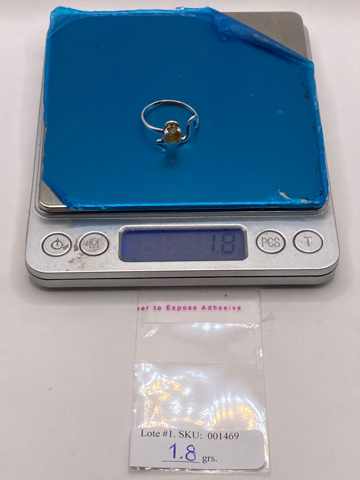 Anillo de Plata Ley 925 con Piedra Ámbar