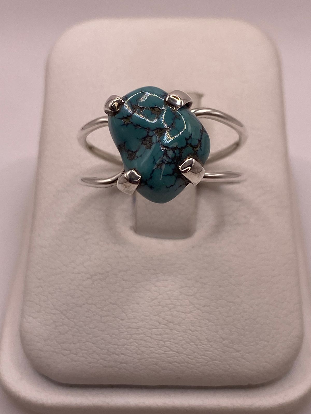 ANILLO DE PLATA LEY 925 CON TURQUESA NATURAL