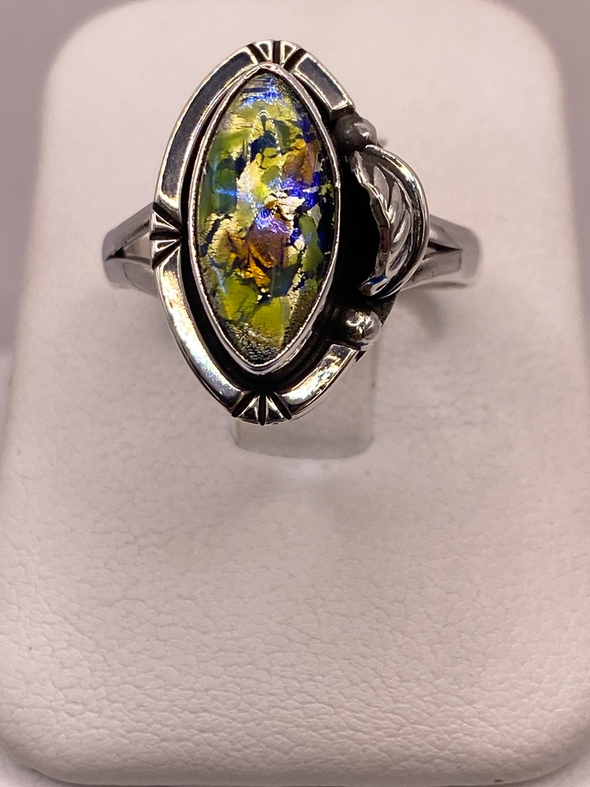 ANILLO DE PLATA LEY 925 CON VIDRIO DICROICO