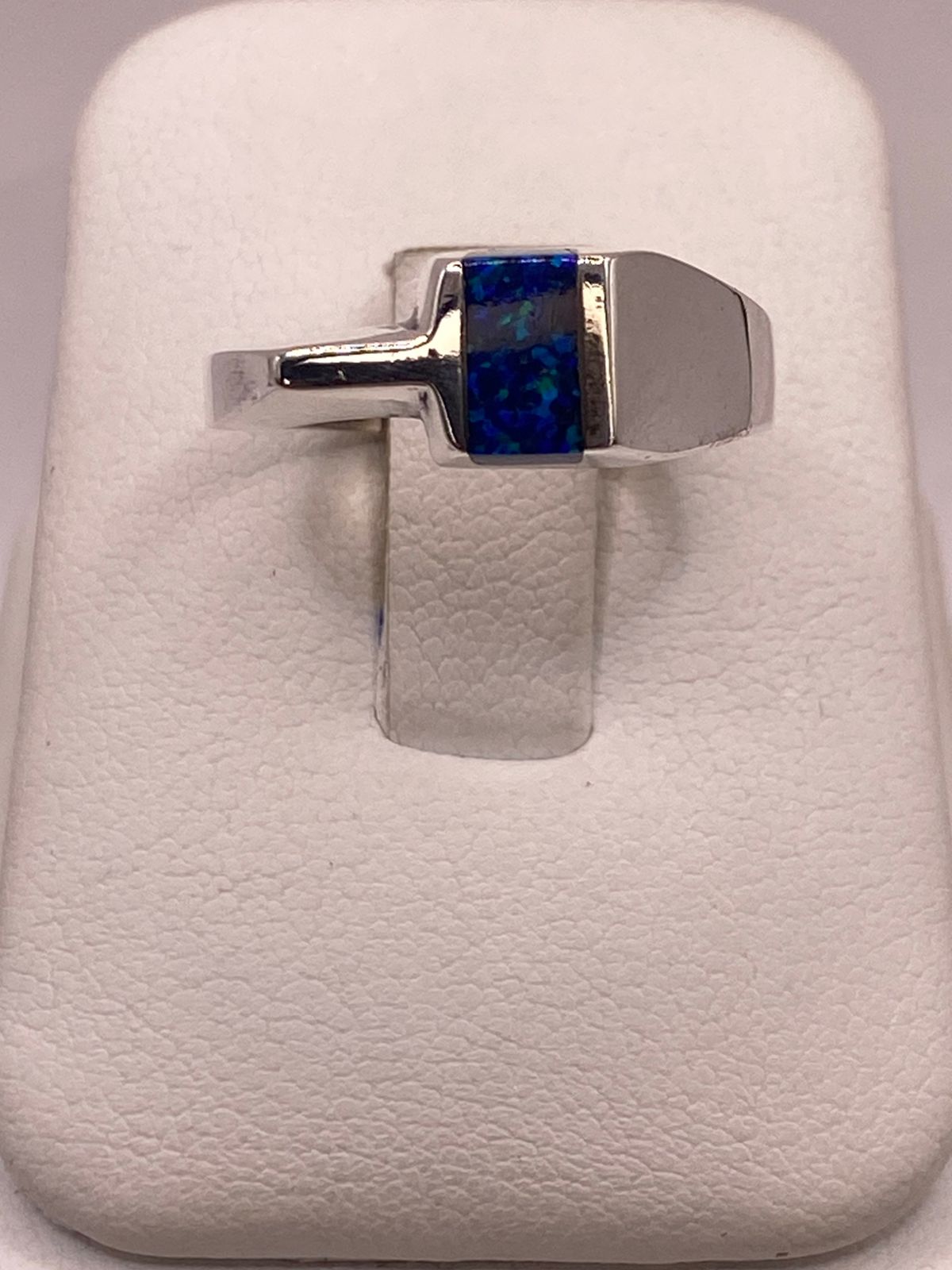 Anillo de Plata Ley 950 con Ópalo Azul Geométrico