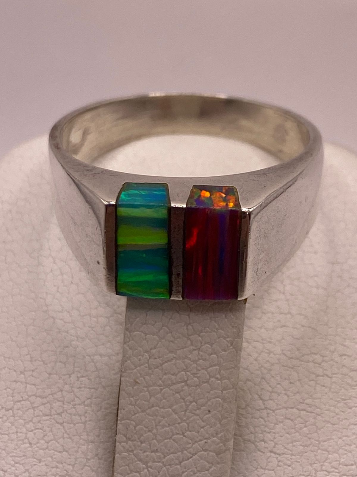 Anillo de Plata Ley 950 con Ópalo de Fuego