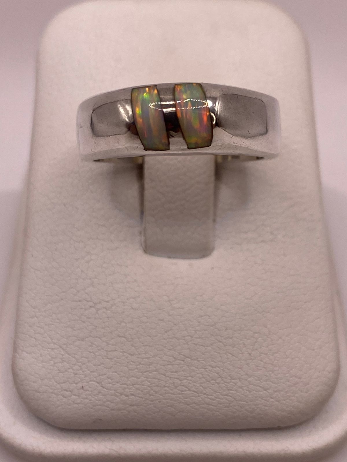 Anillo de Plata Ley 950 con Ópalo de Fuego
