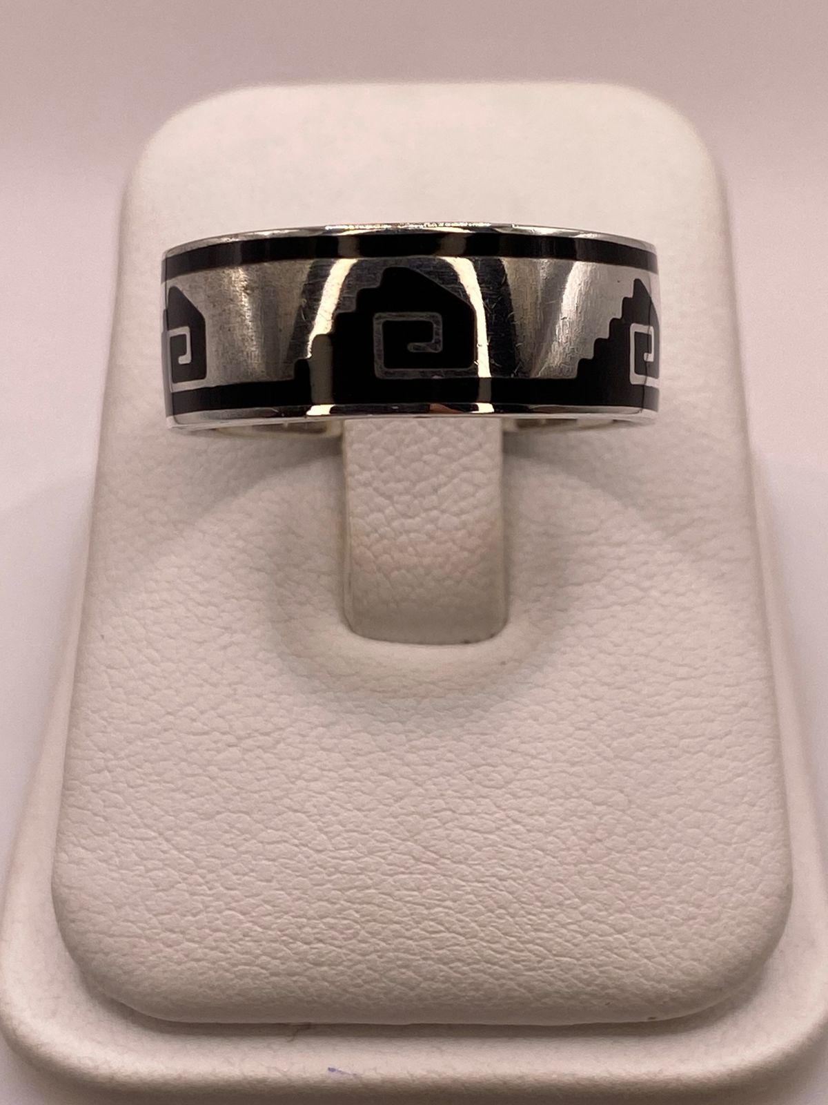 Anillo de Plata .925 con Obsidiana y Greca Prehispánica