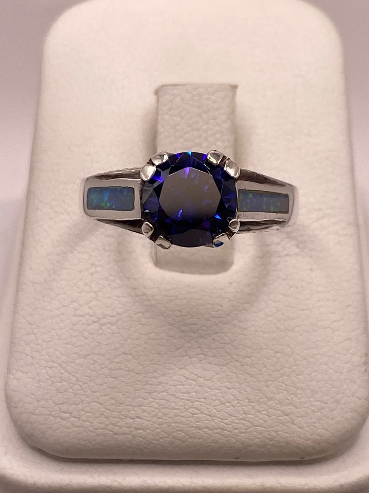 💙 Anillo de Plata .950 con Zirconia Azul y Ópalo de Fuego Diseño Solitario