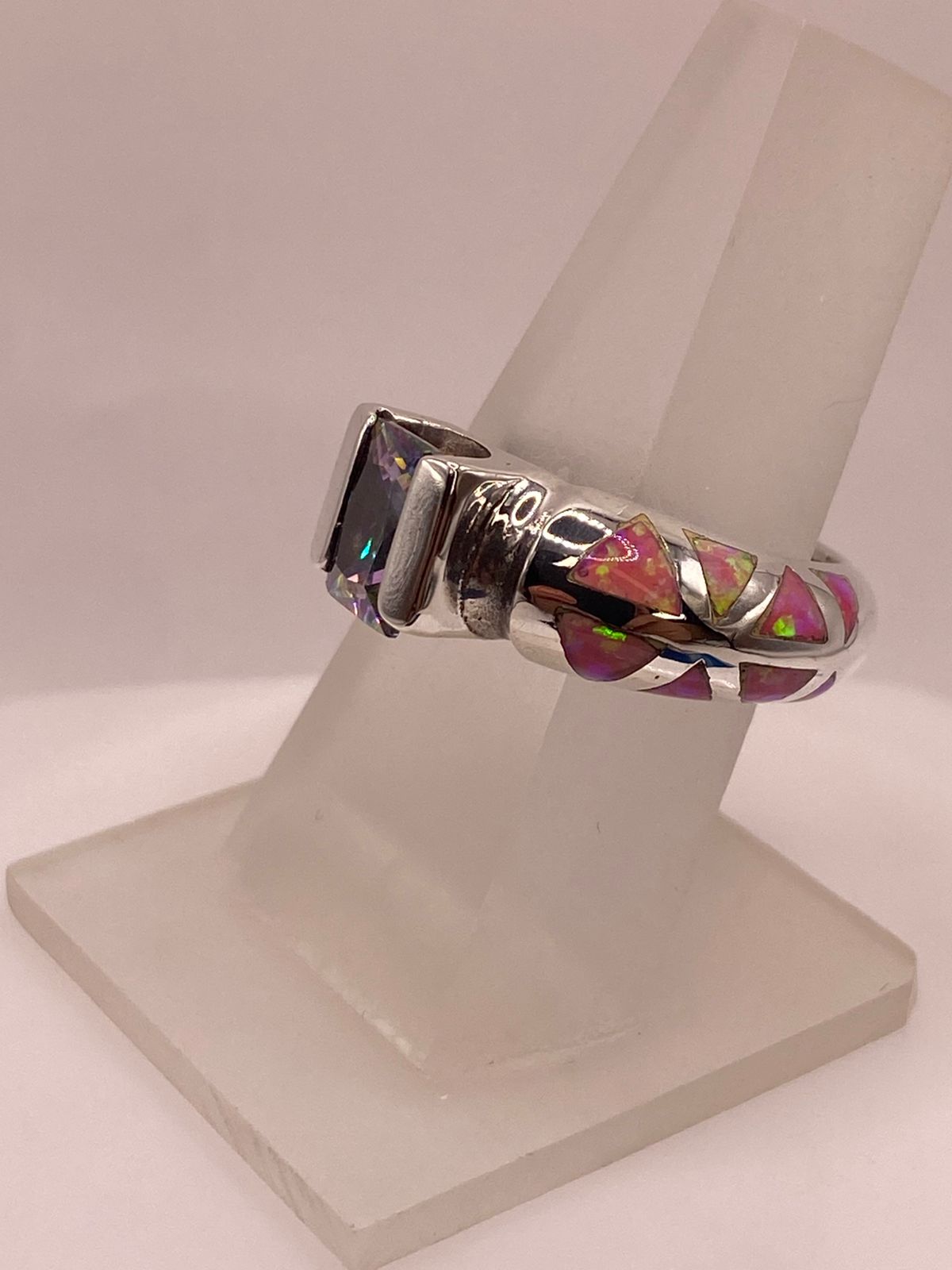 💗 Anillo de Plata .950 con Zirconia Multicolor y Ópalo de Fuego Rosa Diseño Abierto Moderno