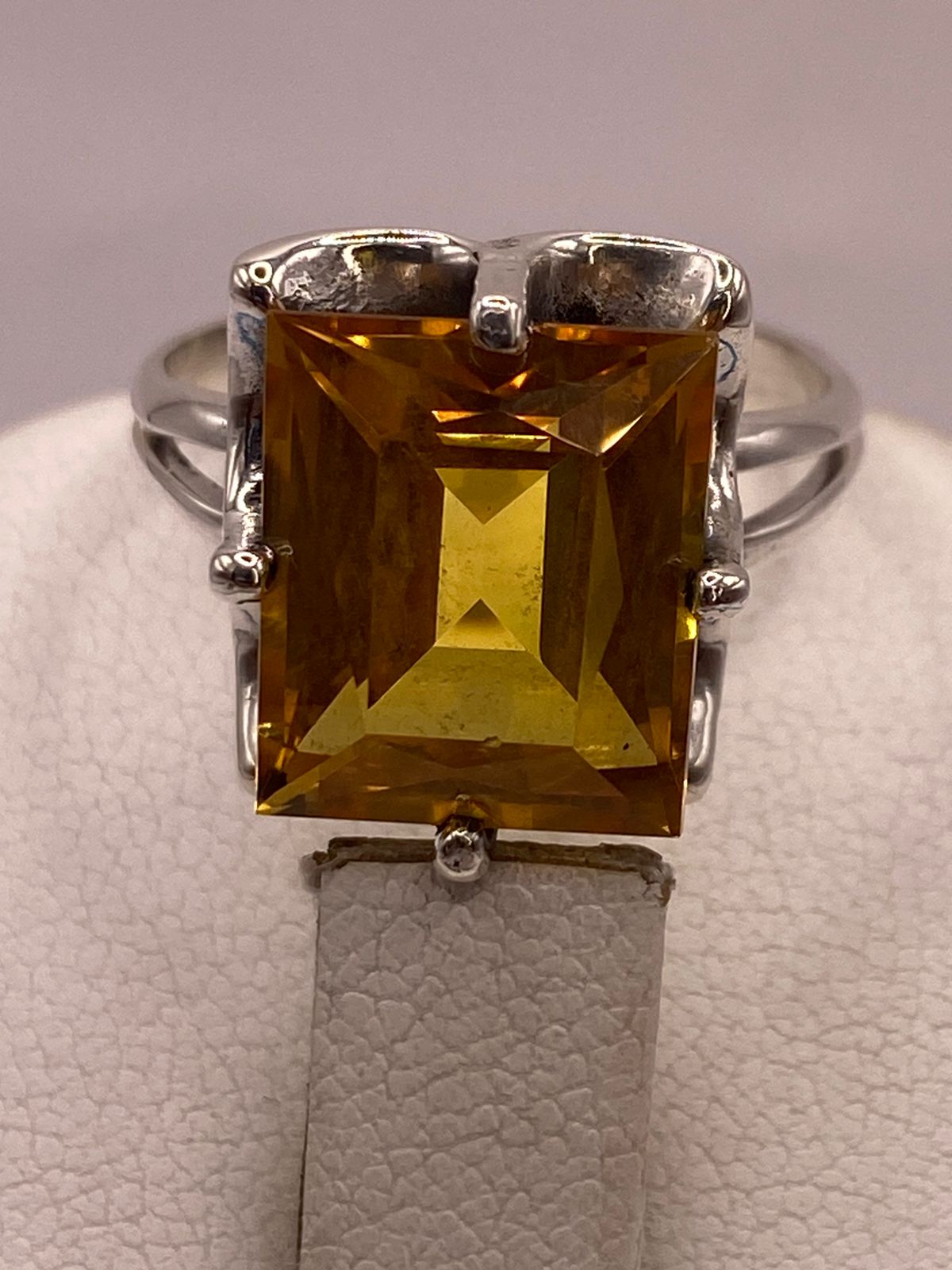 Anillo de Plata 925 con Zirconia Amarilla Cuadrada