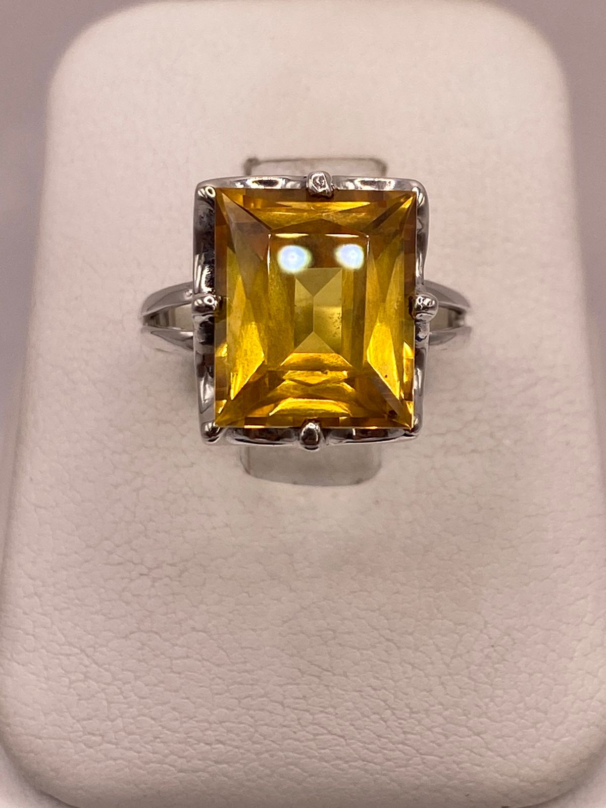 Anillo de Plata 925 con Zirconia Amarilla Cuadrada