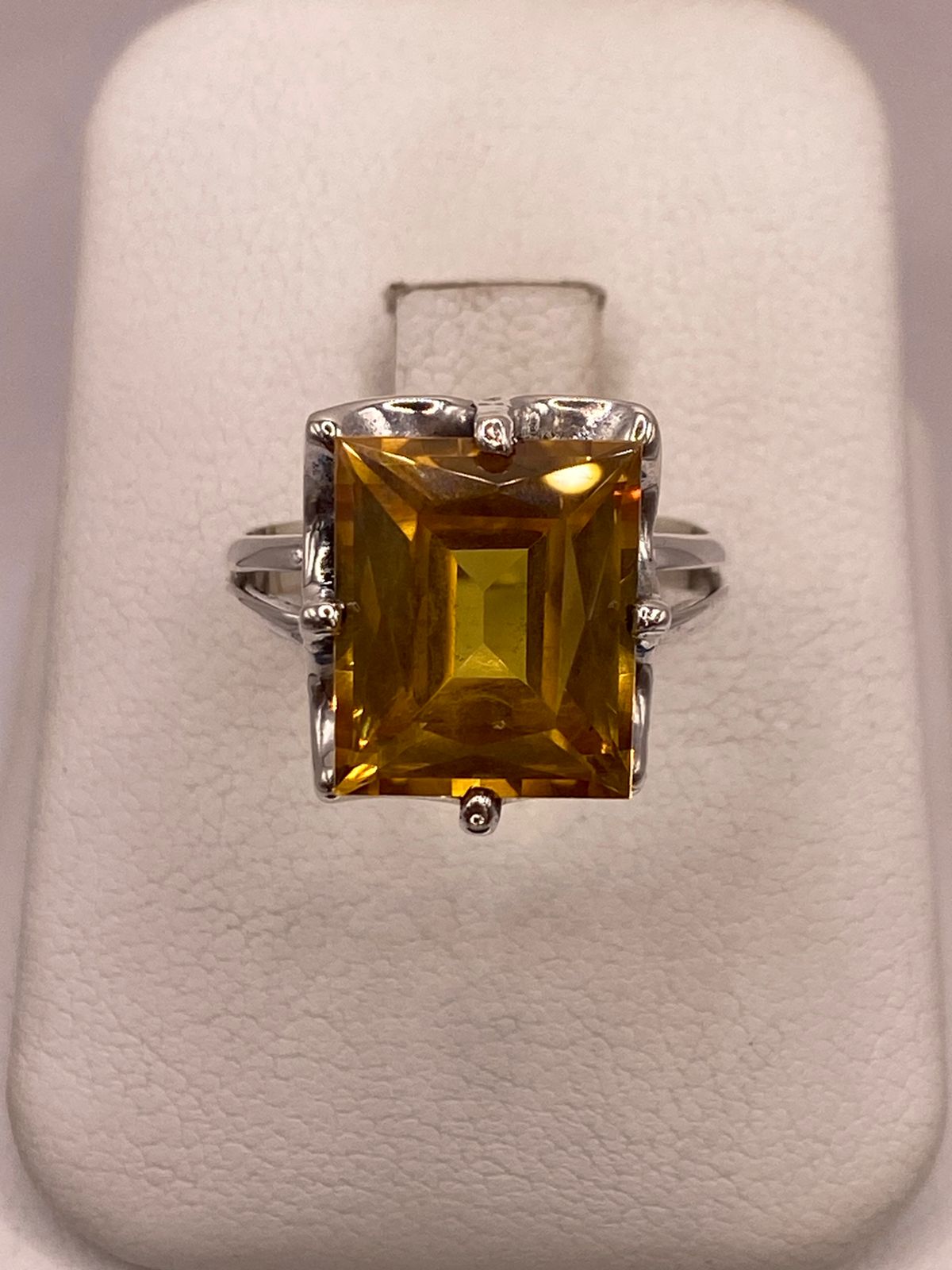 Anillo de Plata 925 con Zirconia Amarilla Cuadrada