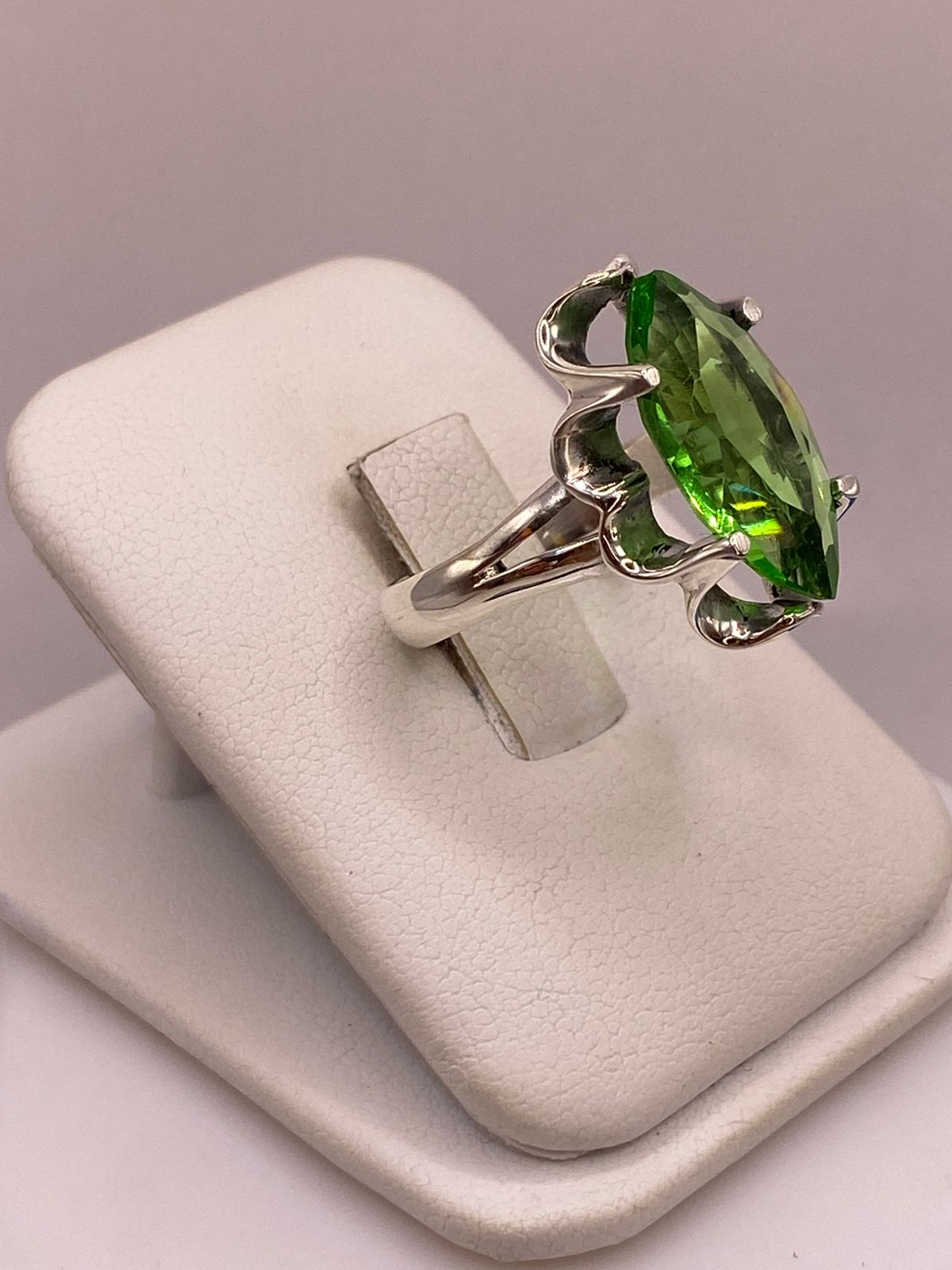 Anillo de Plata 925 con Zirconia Verde
