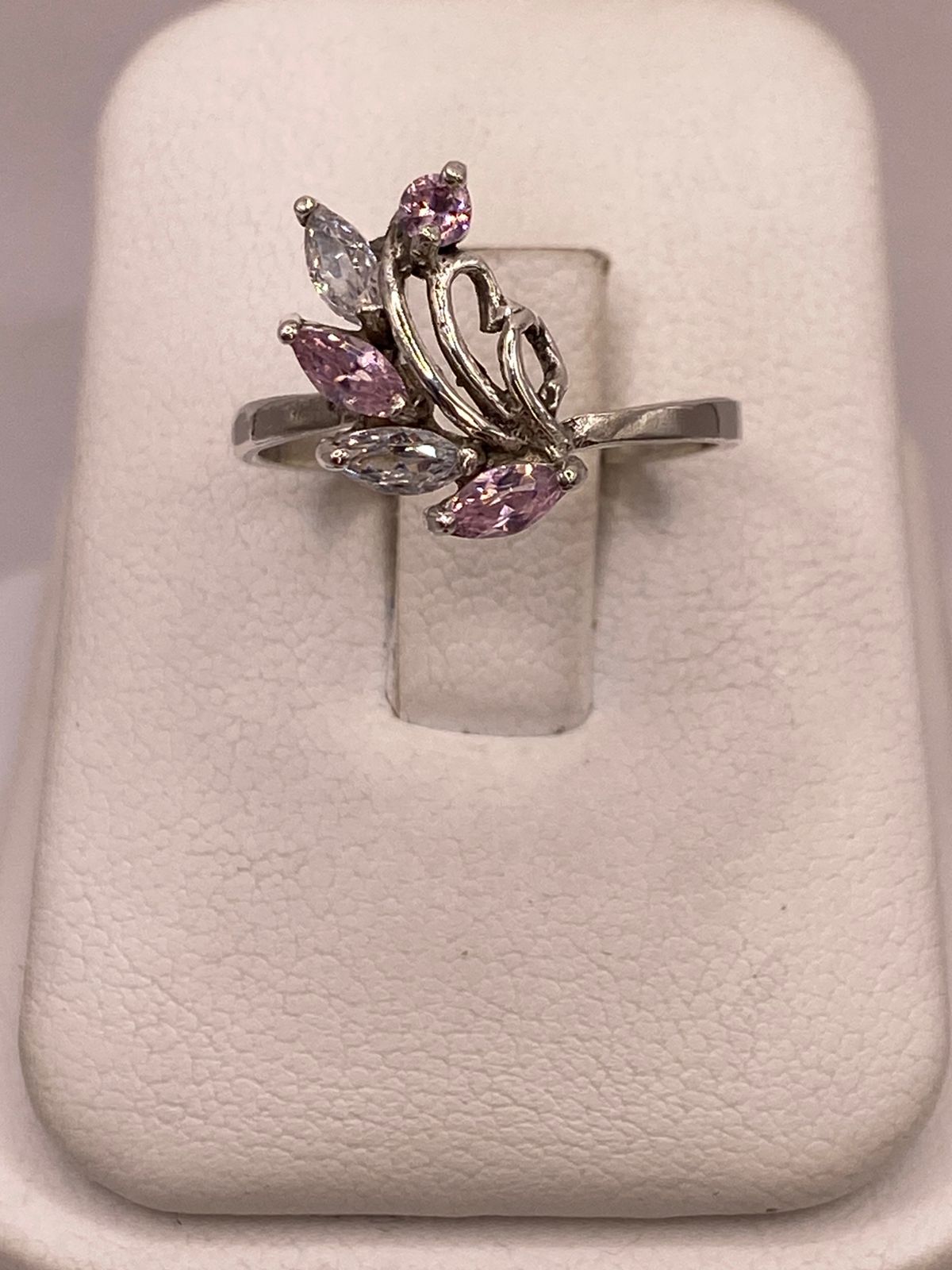 ANILLO DE PLATA 925 CON ZIRCONIAS ROSAS Y BLANCAS, DISEÑO FLORAL ABSTRACTO