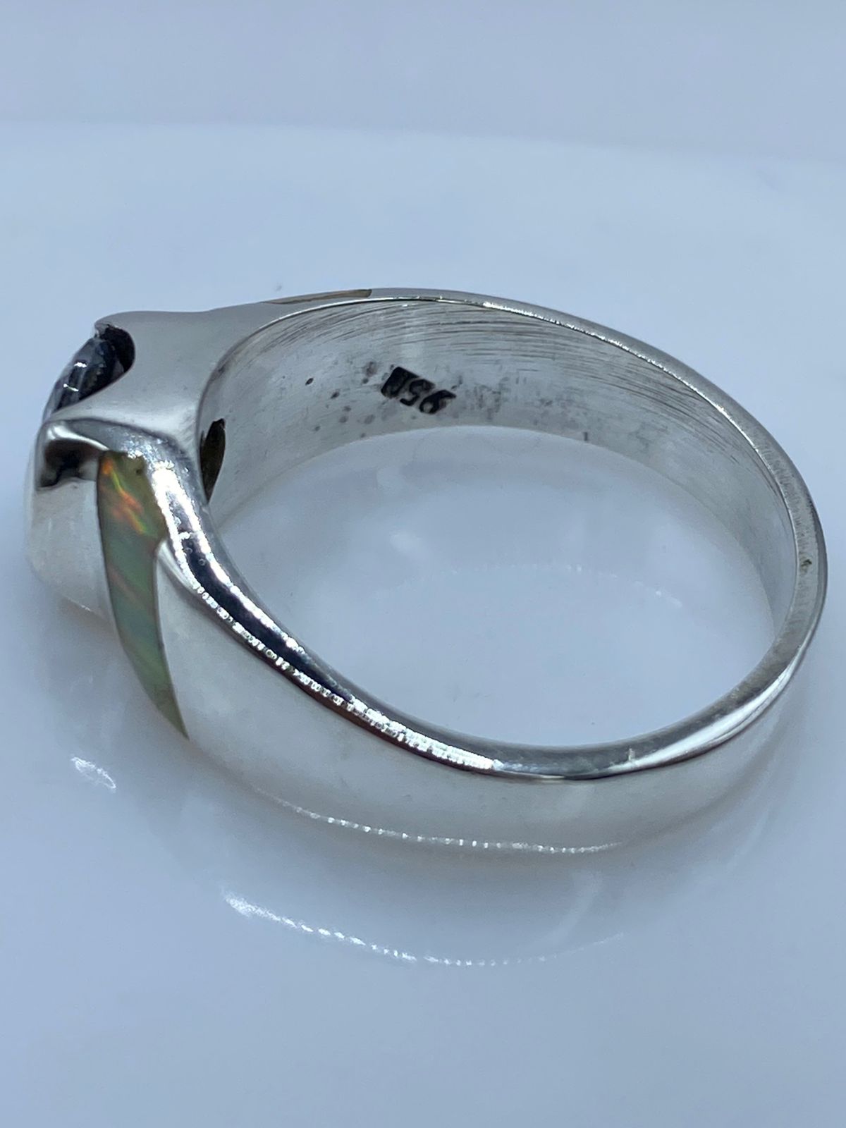 Anillo de Plata .950 con Ópalo de Fuego y Zirconia Blanca