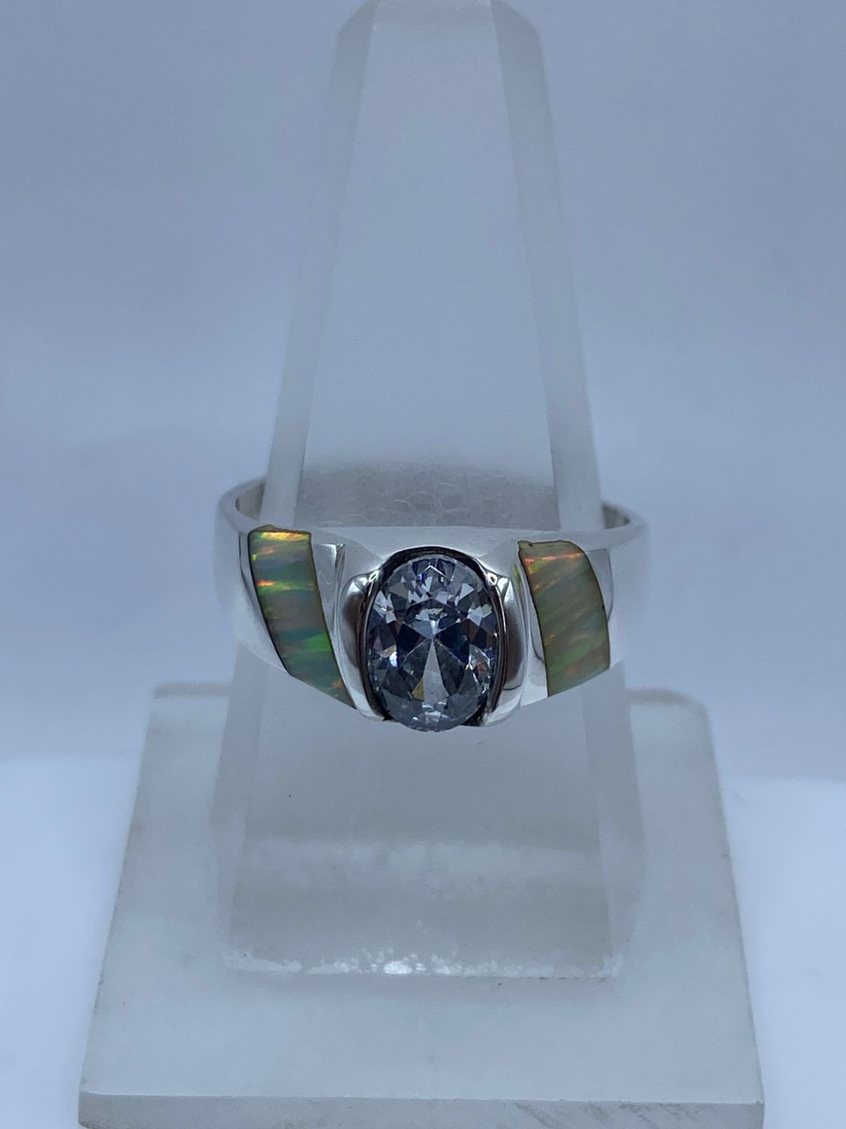 Anillo de Plata .950 con Ópalo de Fuego y Zirconia Blanca