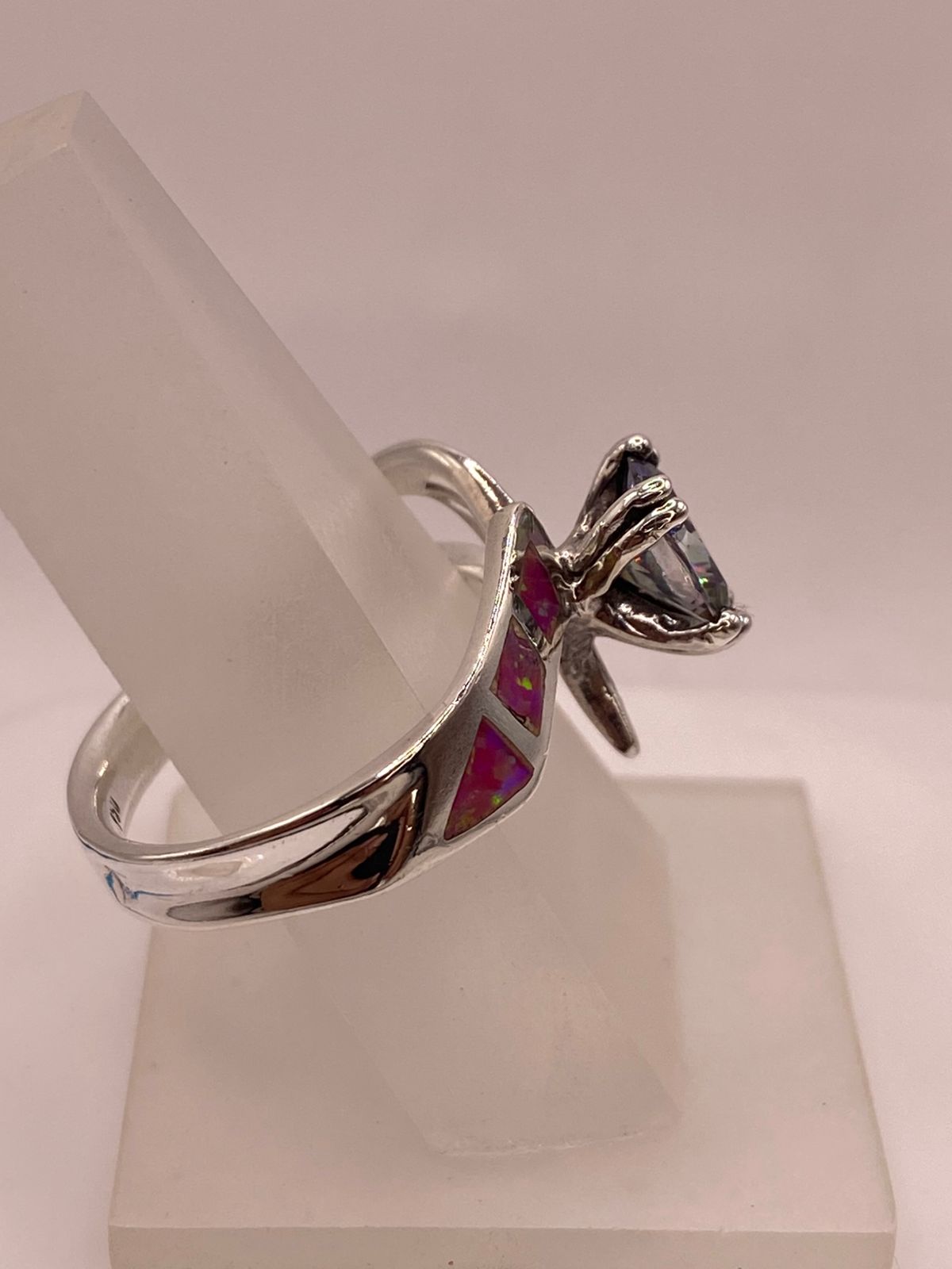 💎 Anillo de Plata .950 con Ópalo de Fuego y Zirconia Multicolor Diseño Elegante