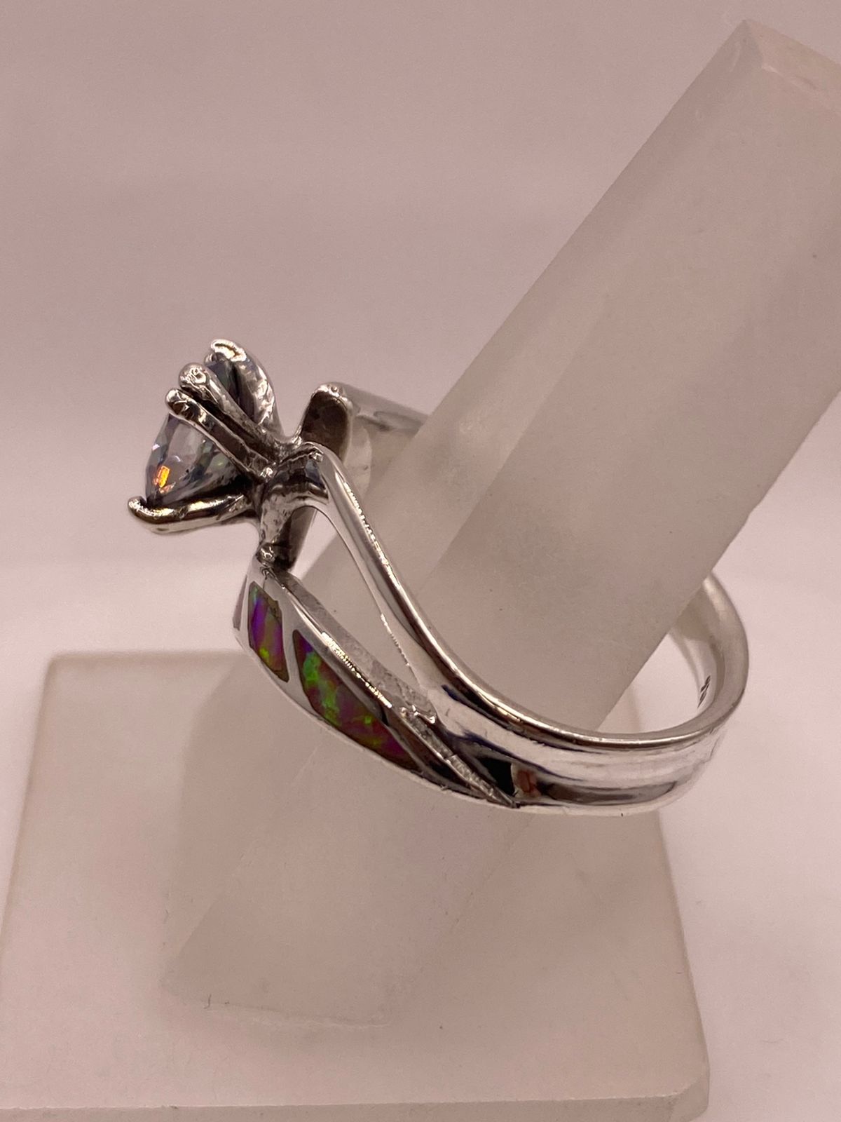 💎 Anillo de Plata .950 con Ópalo de Fuego y Zirconia Multicolor Diseño Elegante