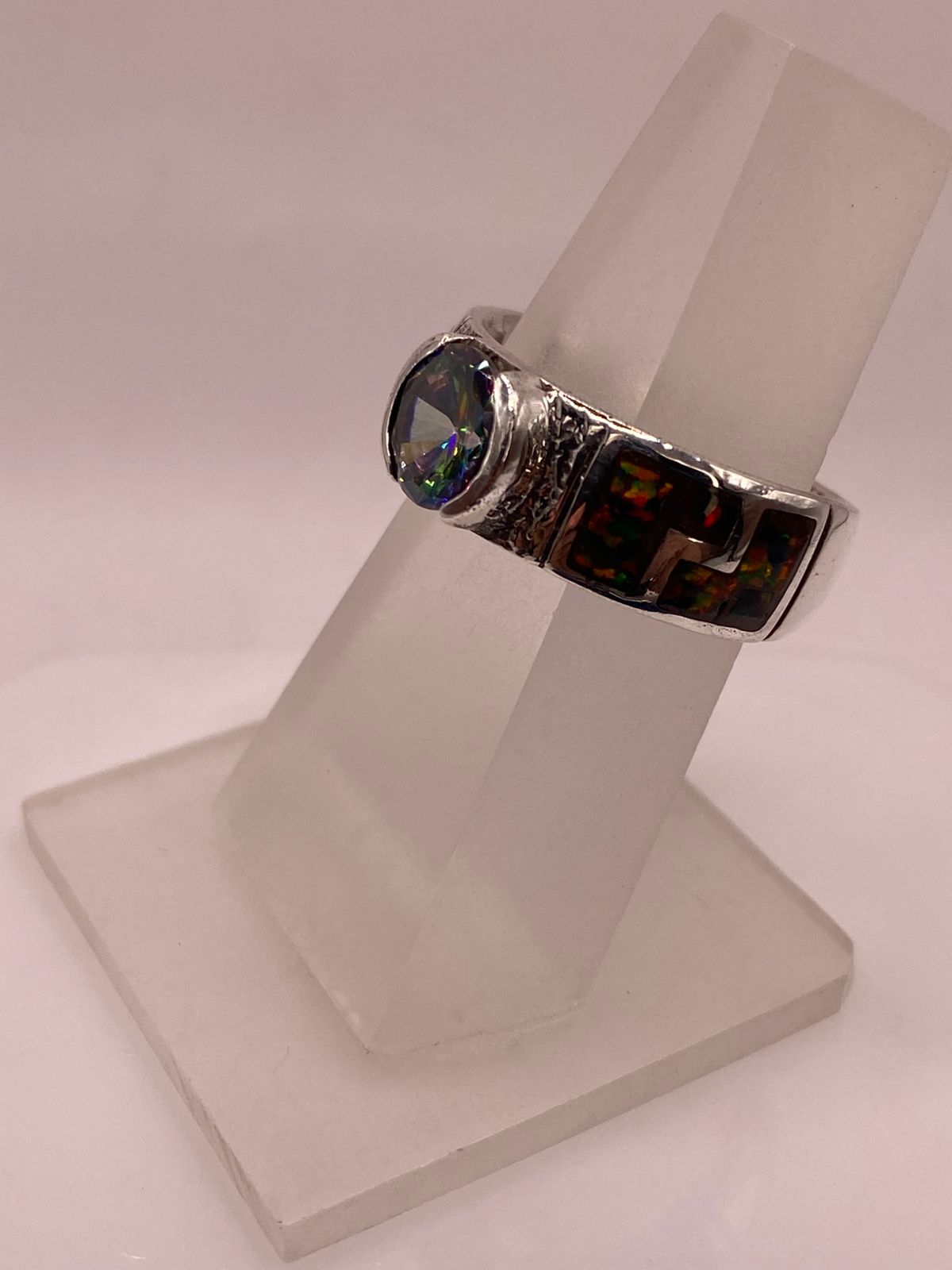 Anillo de Plata .950 con Ópalo de Fuego y Zirconia Multicolor Diseño Greca