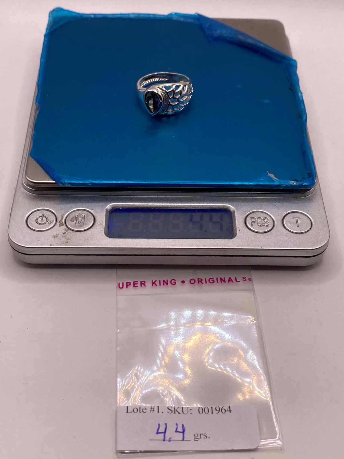 Anillo de Plata 950 con Zirconia Verde Mística Corte Pera
