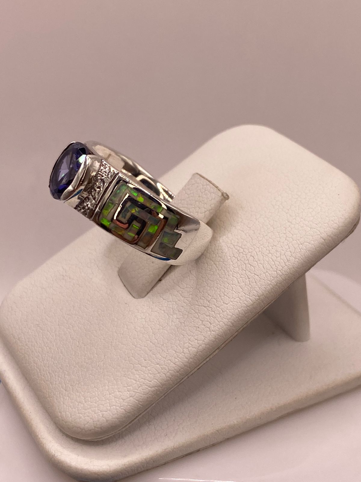 💙 Anillo de Plata .950 con Ópalo de Fuego y Zirconia Azul – Diseño Greca