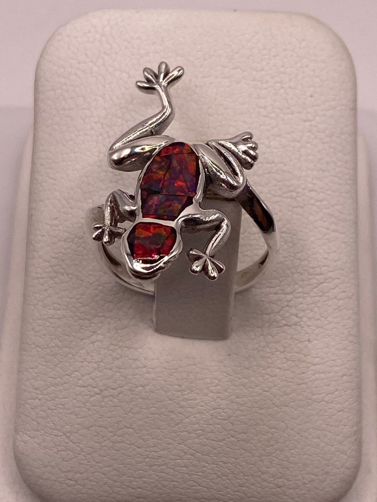 Anillo de Rana en Plata Ley .950 con Ópalo de Fuego