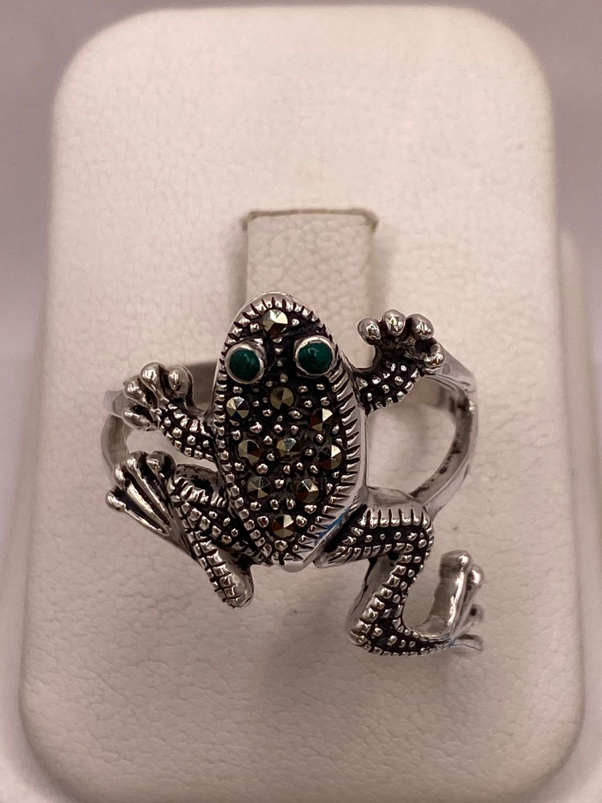 Anillo Sapo Vintage con Marquesitas en Plata Ley 925