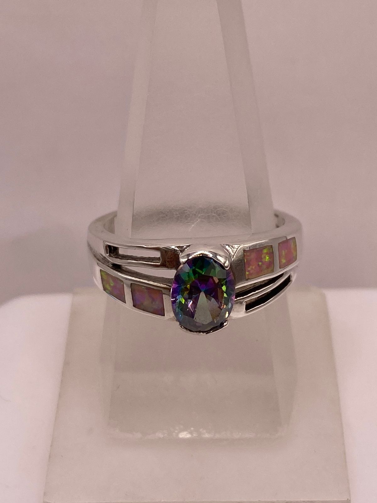 Anillo Solitario de Plata Ley 950 con Ópalo de Fuego y Zirconia Multicolor