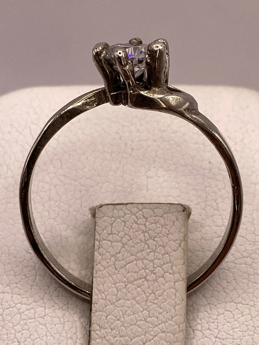 Anillo Solitario de Zirconia Blanca en Plata Ley 925, vista posterior