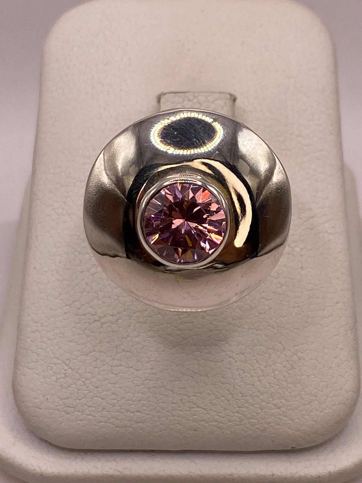 Anillo Tipo Domo de Plata 925 con Zirconia Rosa