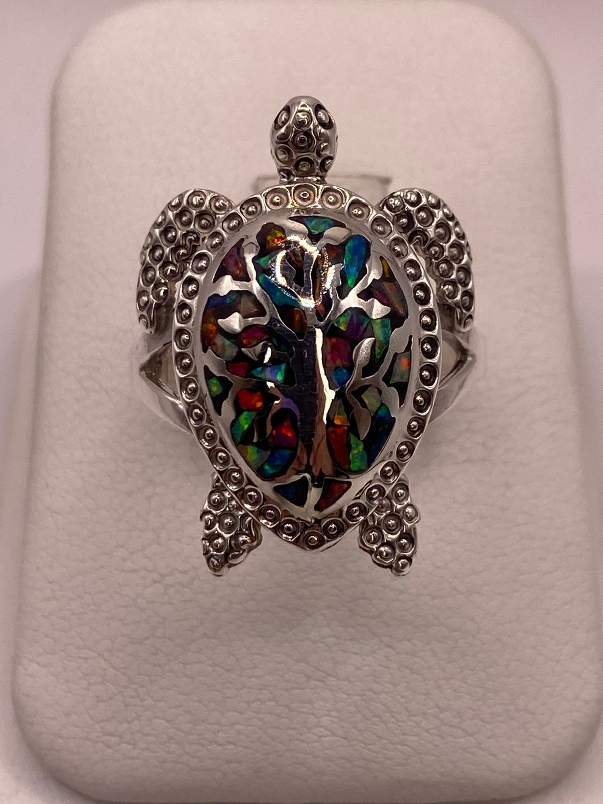 ANILLO TORTUGA DE PLATA LEY 950 CON DE FUEGO  ÓPALO MULTICOLOR