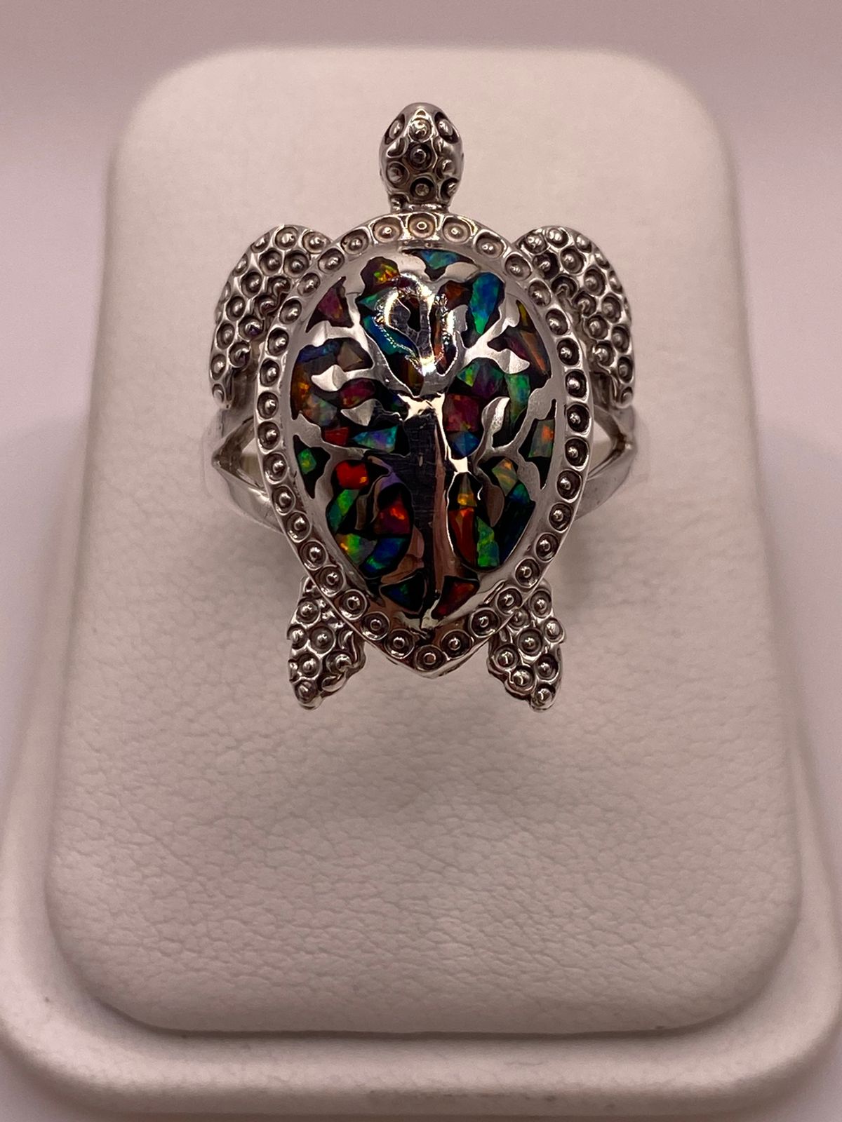 ANILLO TORTUGA DE PLATA LEY 950 CON DE FUEGO  ÓPALO MULTICOLOR