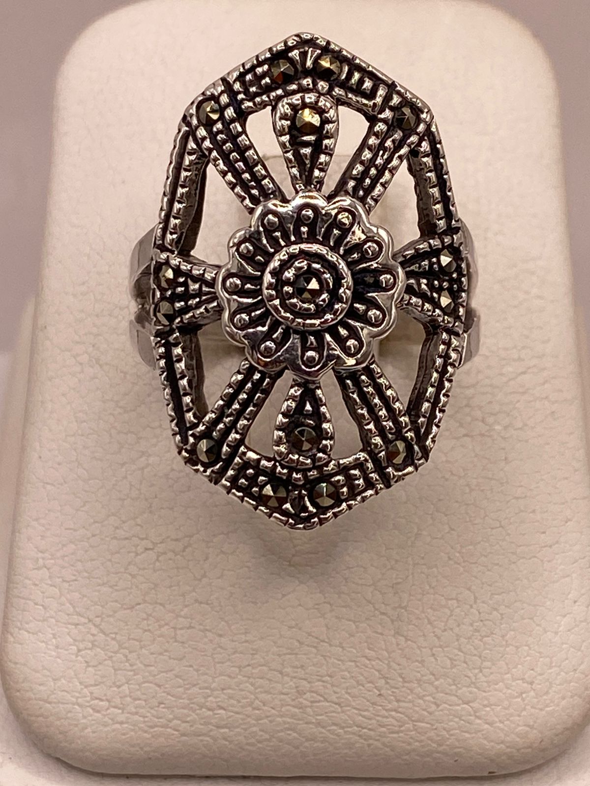 Anillo Vintage Art Deco con Marquesitas en Plata Ley 925