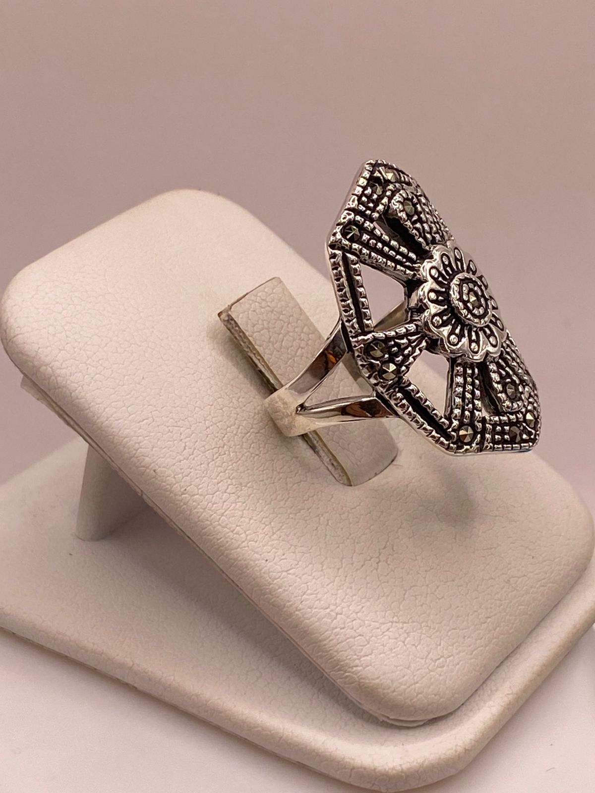 Anillo Vintage Art Deco con Marquesitas en Plata Ley 925