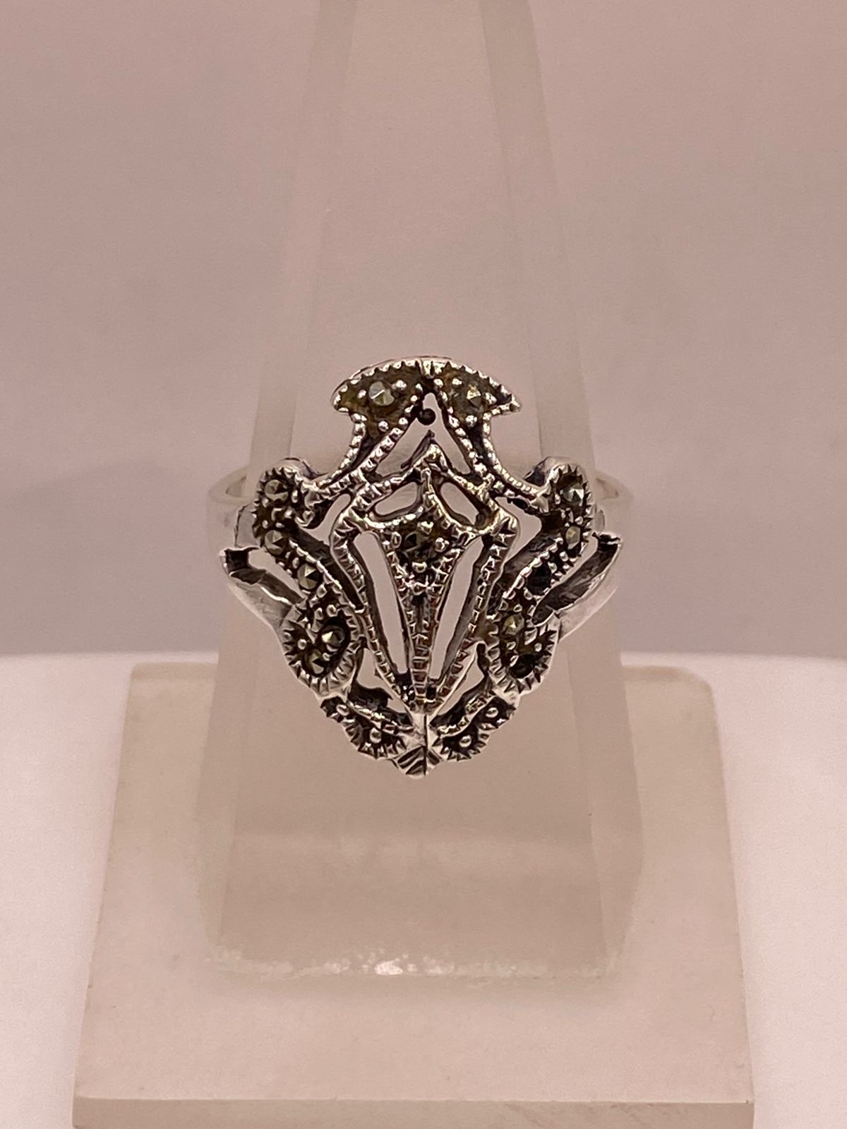 Anillo Vintage con Marquesitas en Plata Ley 925