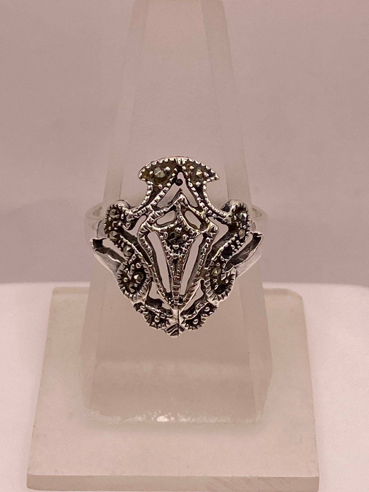Anillo Vintage con Marquesitas en Plata Ley 925