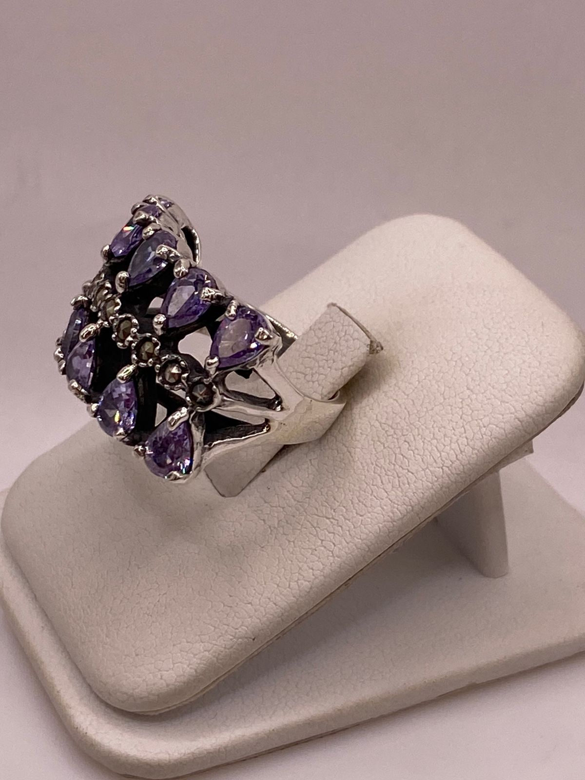 Anillo con Zirconia y Marquesitas en Plata Ley 925