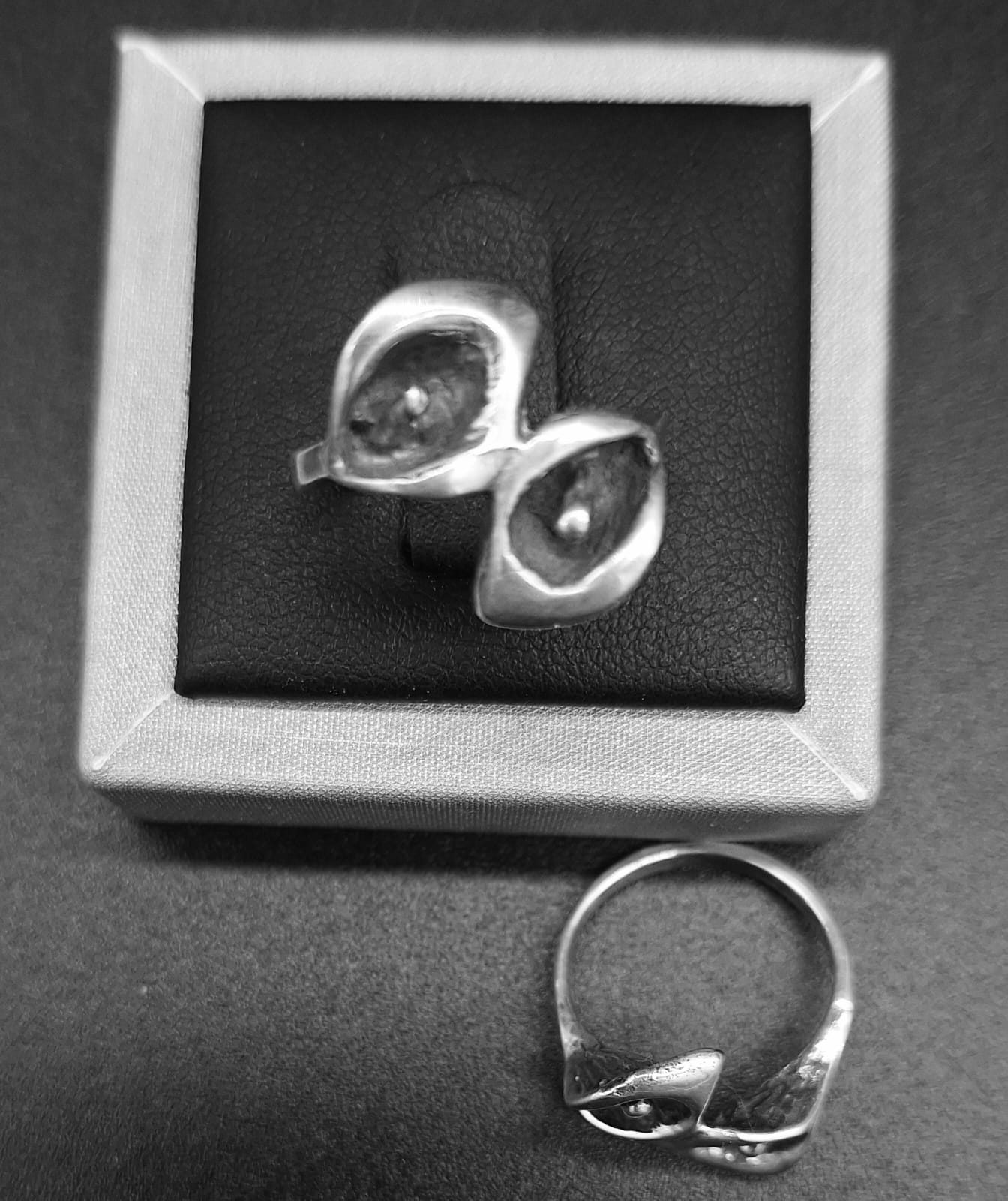 ANILLO  ALCATRAZ EN PLATA LEY 925.