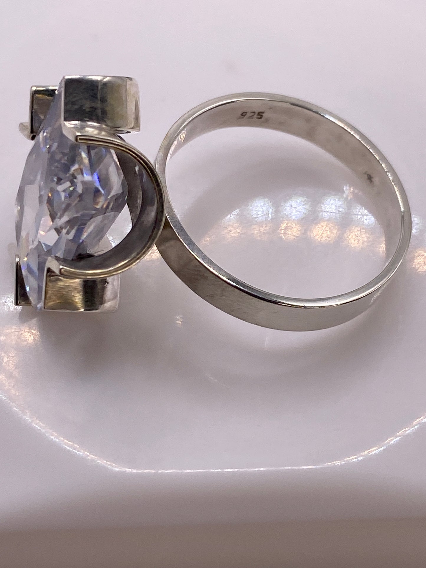 Anillo de Plata Solitario Circonia Cristalina — Diseño V — foto 5