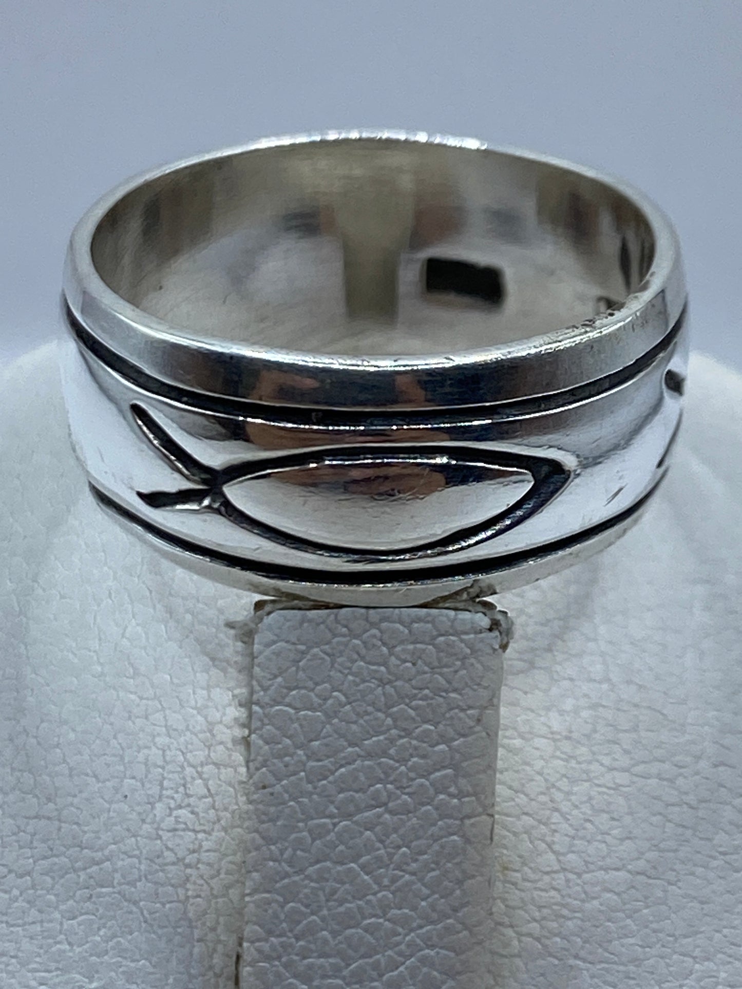 Interior del anillo mostrando el sello .925 MEXICO garantía de pureza