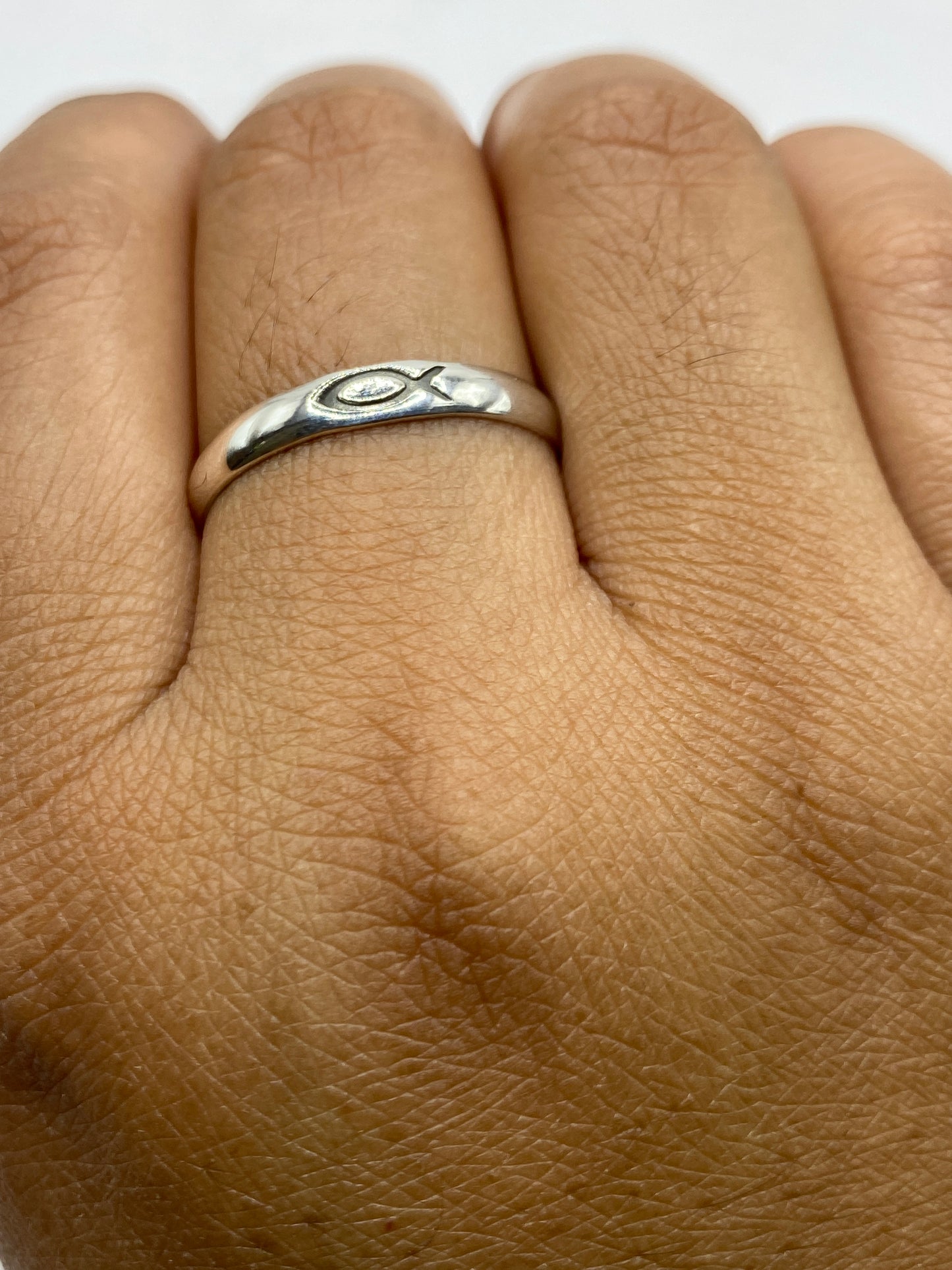 Anillo de plata auténtica en escala de precisión, peso 1.8 gramos, lote 004190