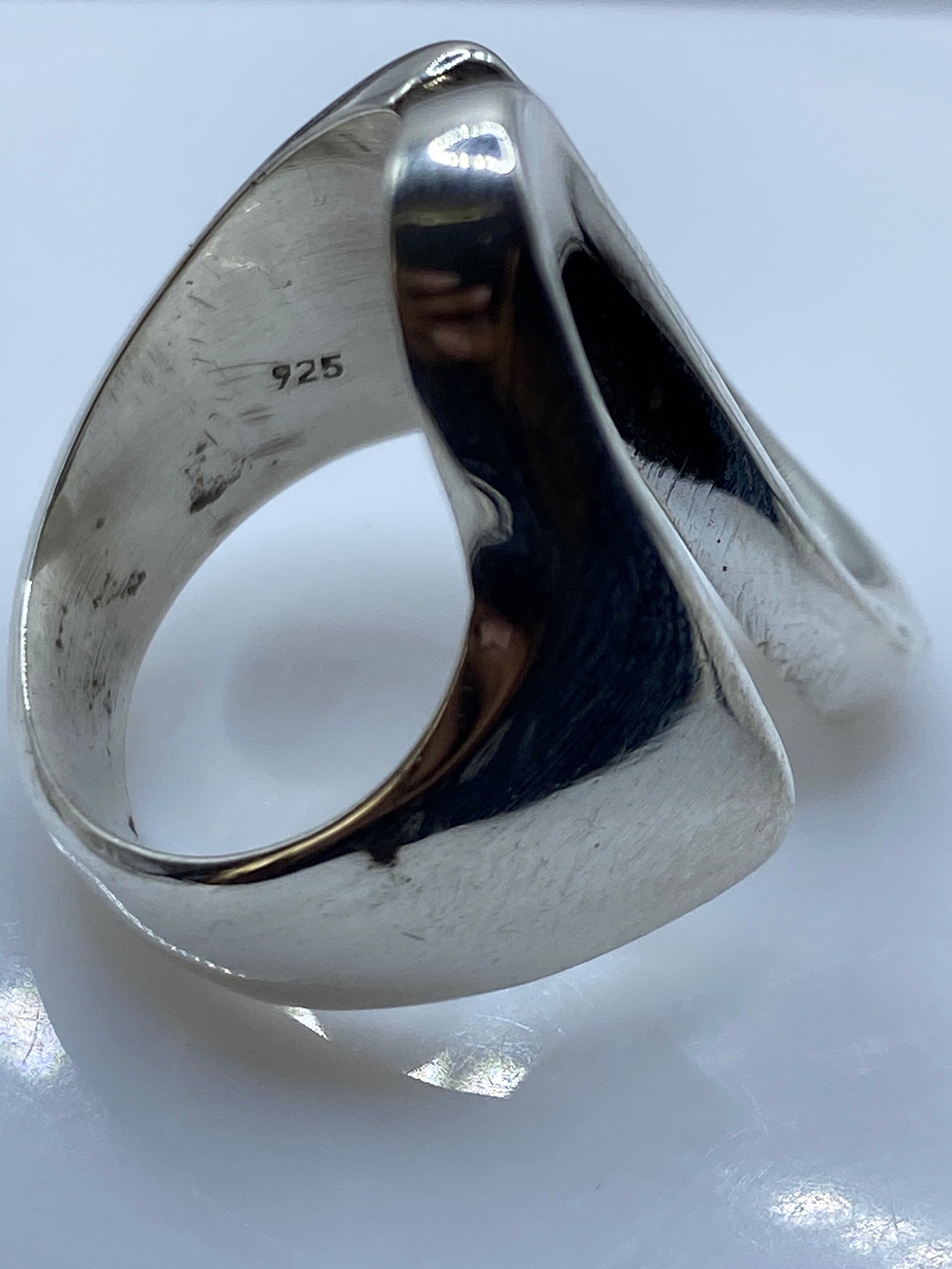Anillo de Plata Minimalista Ovalado — Diseño Puro — foto 5