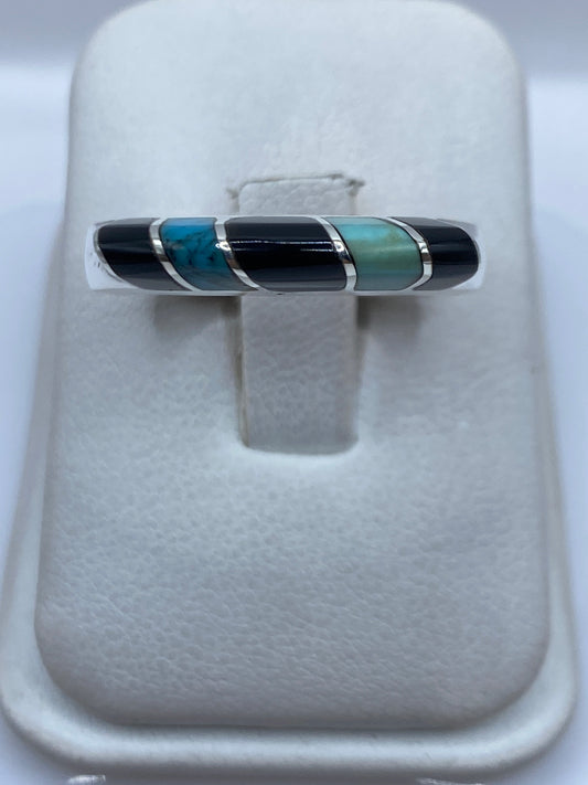 Anillo de plata .925 con turquesa azul cielo engastada, talla 10