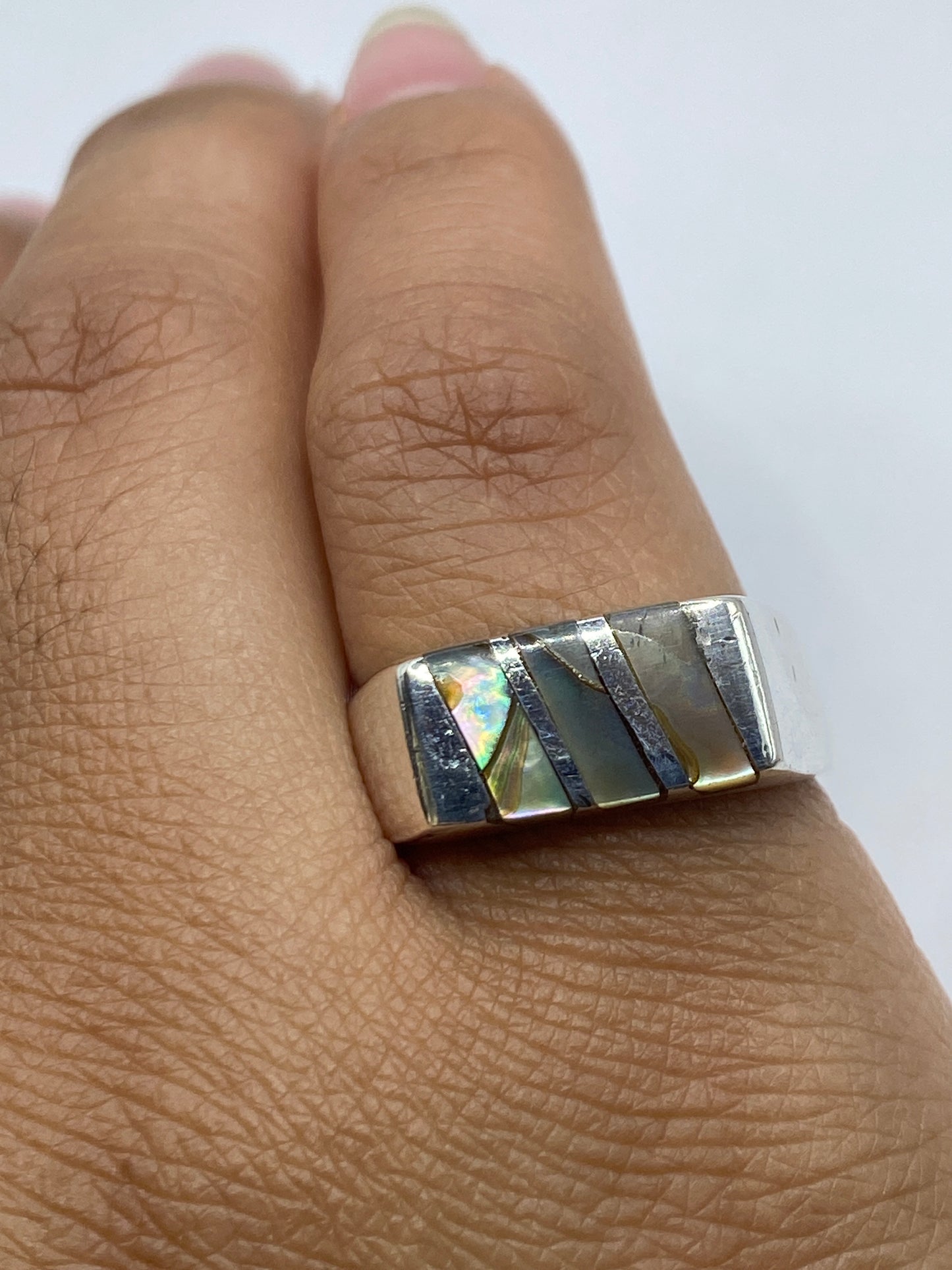 Reverso del anillo con el Quinto .925 grabado, garantía de autenticidad