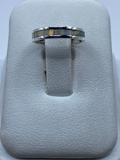 Anillo de plata .925 con ópalo de fuego multicolor en estuche blanco