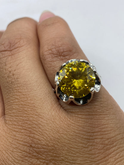 Sello .925 en el interior del anillo de plata de Taxco