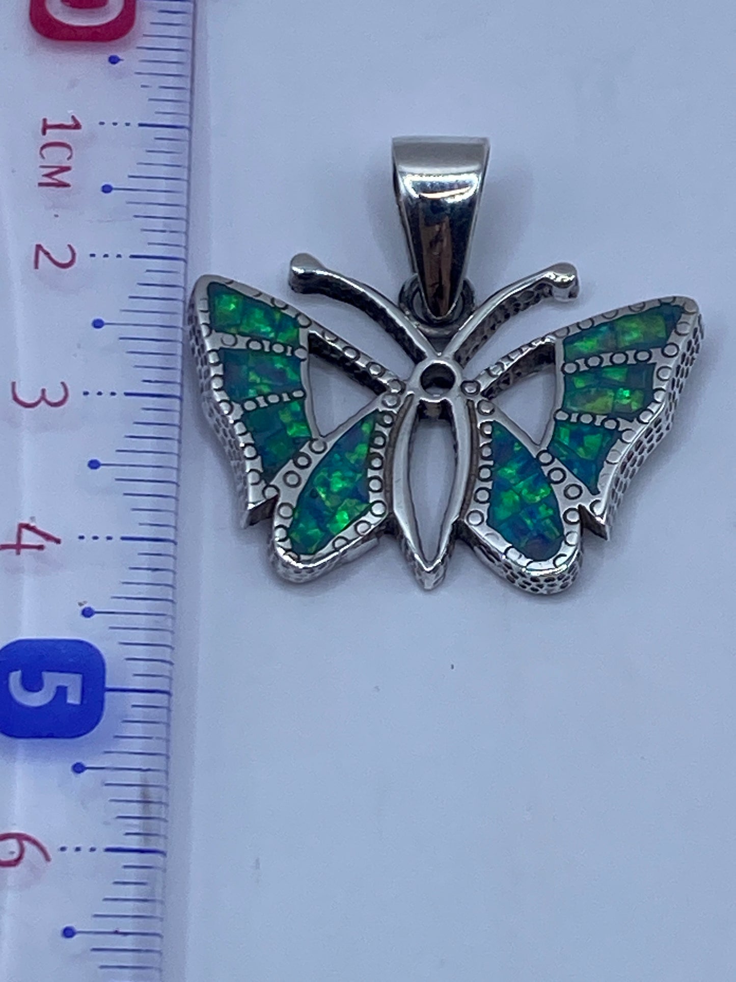 Dije mariposa 4.1 cm de largo en plata .950 con sello de autenticidad de Taxco