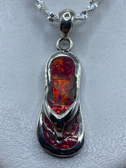 Dije de plata con ópalo de fuego rosa de 4.1 cm, engastado a mano, sin cadena